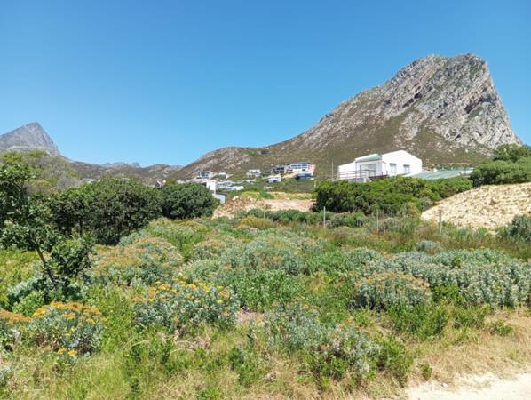 1 513 m² Land
