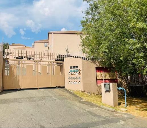 2 Bedroom Townhouse