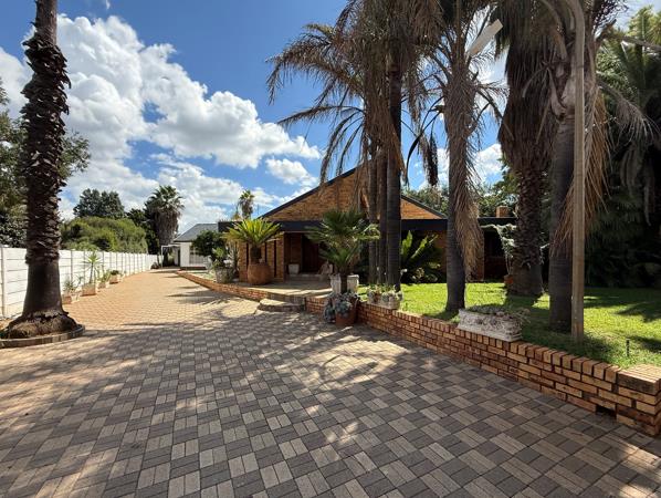 5 Bedroom House