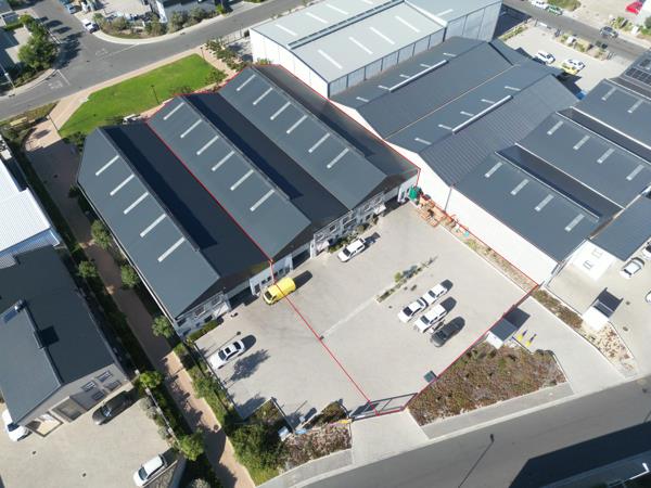 1 238  m² Industrial space