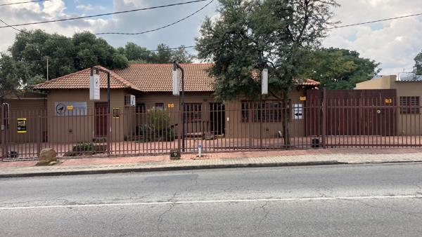 400 m² Commercial space