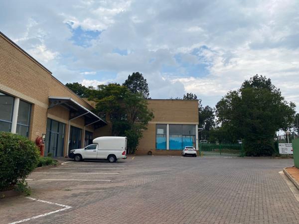 1 051 m² Industrial space