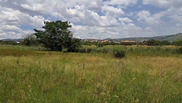 1 267 m² Land