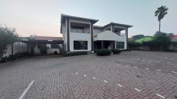 540  m² Commercial space