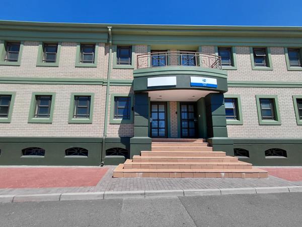 414  m² Commercial space