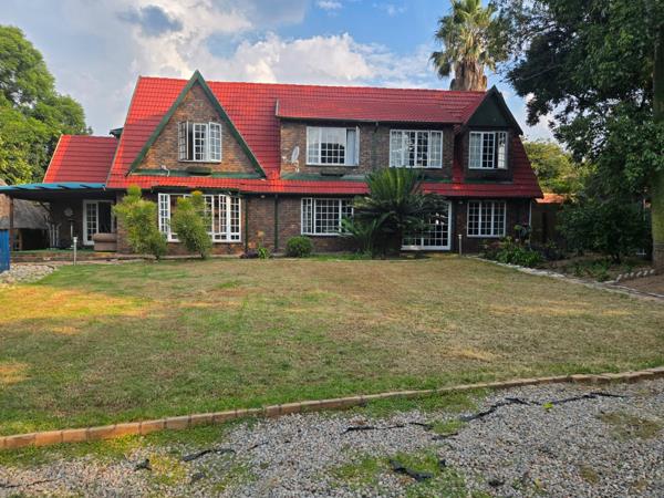 5 Bedroom House