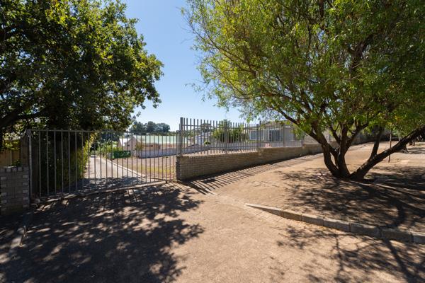 529 m² Land