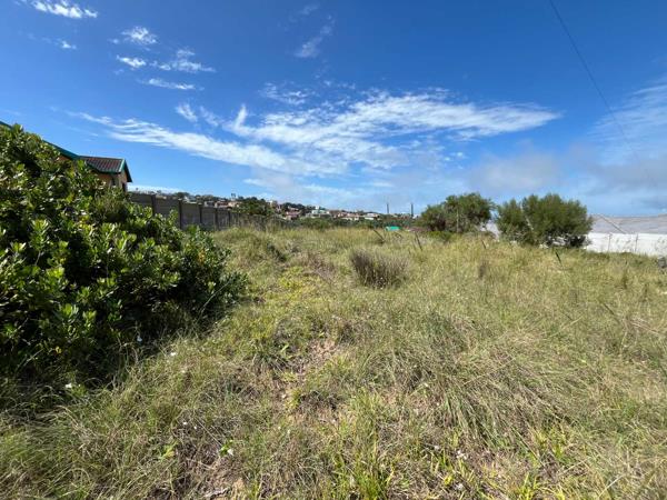 953 m² Land
