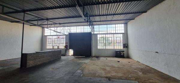 450  m² Industrial space