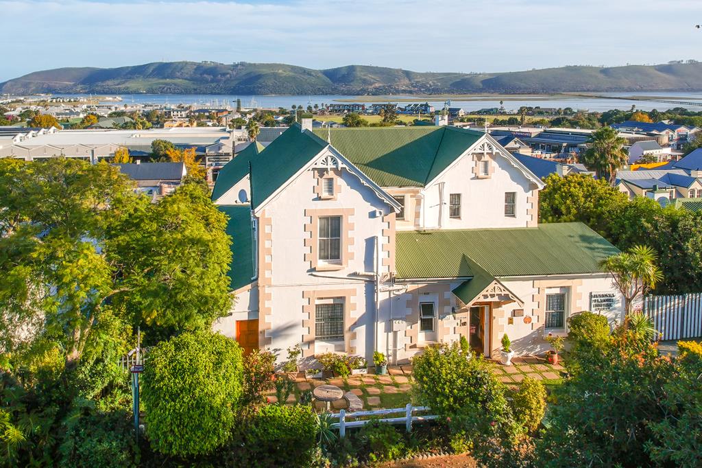 13 Bedroom House