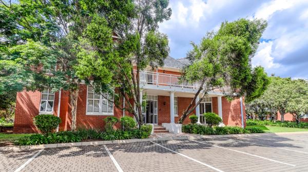 1 414  m² Commercial space