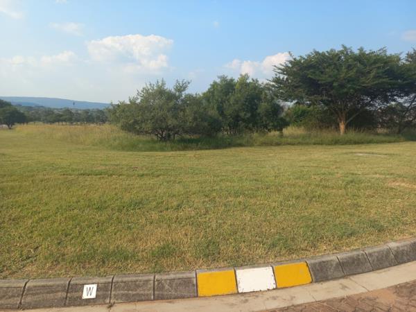 3 670 m² Land