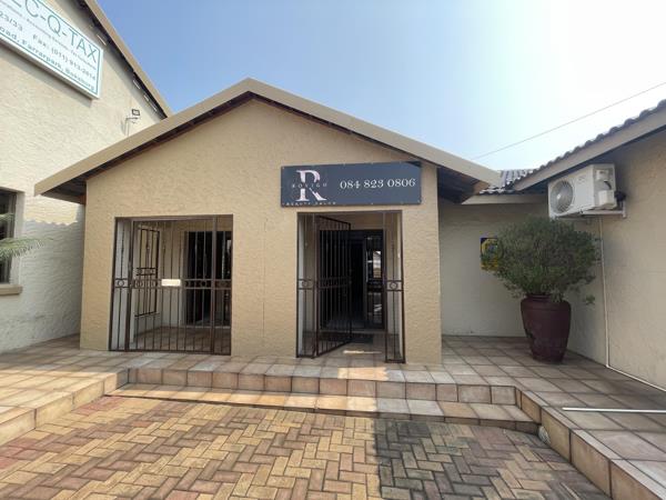 130  m² Commercial space