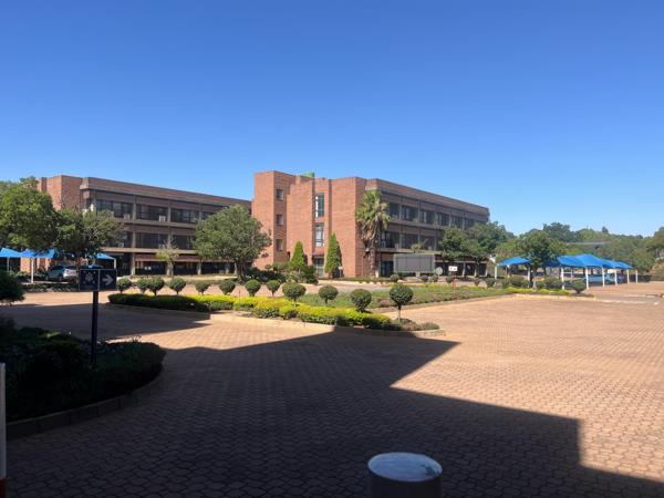 17  m² Commercial space