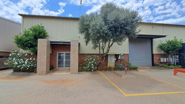 458  m² Industrial space