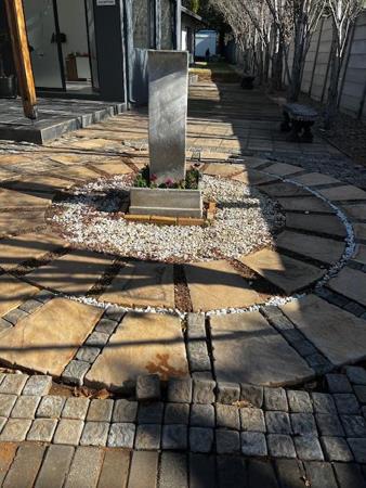 236  m² Commercial space