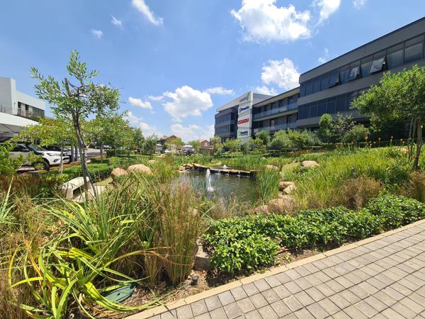 349 m² Commercial space