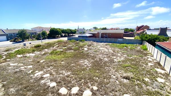 795 m² Land