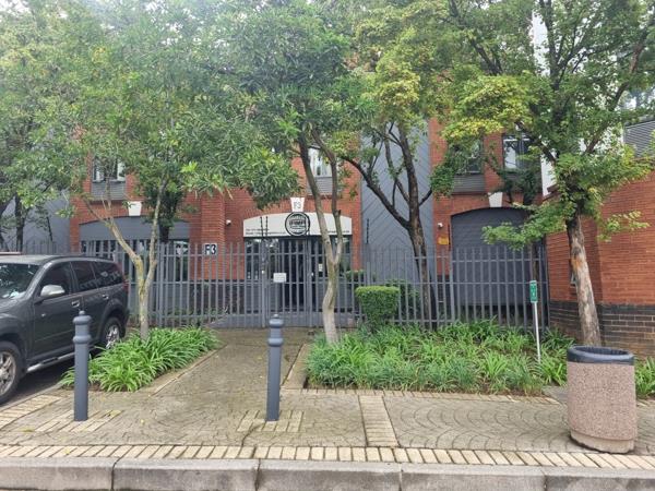 1 003 m² Industrial space