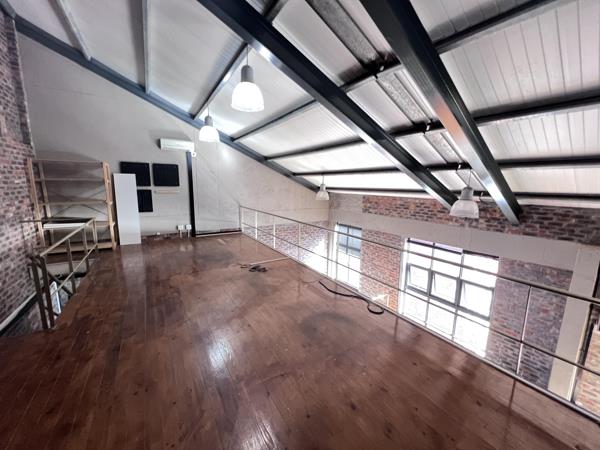 180  m² Commercial space