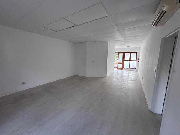 47  m² Commercial space