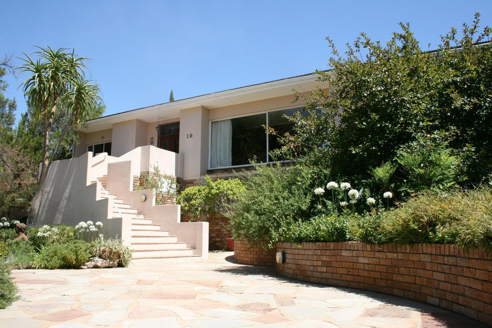 4 Bedroom House for sale in Springbok | T5019372 | Private Property