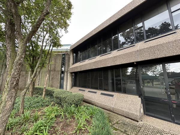 787  m² Office Space