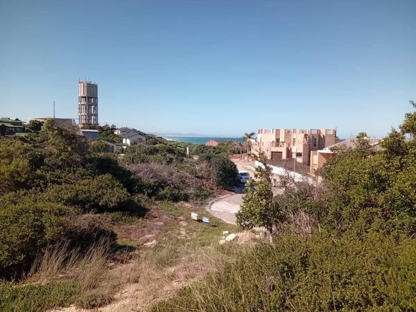 813 m² Land