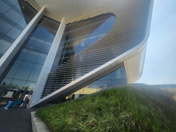 448  m² Commercial space