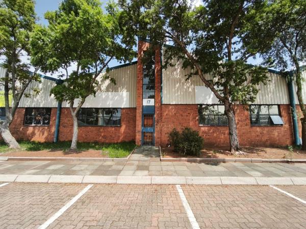 445  m² Industrial space