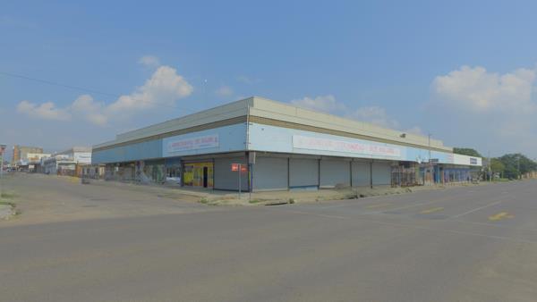 2 646  m² Retail Space