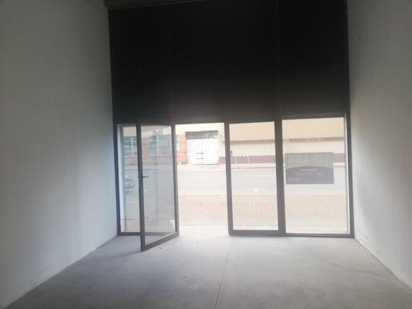 84  m² Retail Space