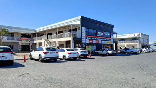 370  m² Commercial space