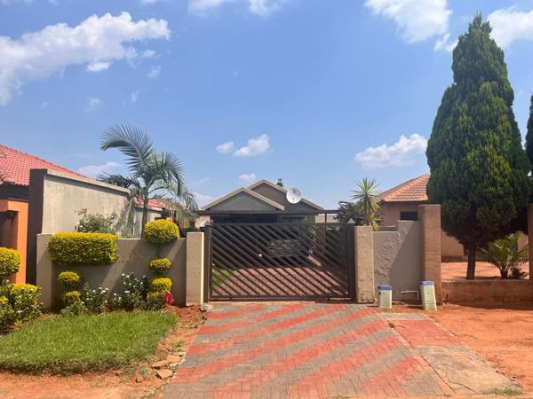 2 Bedroom House