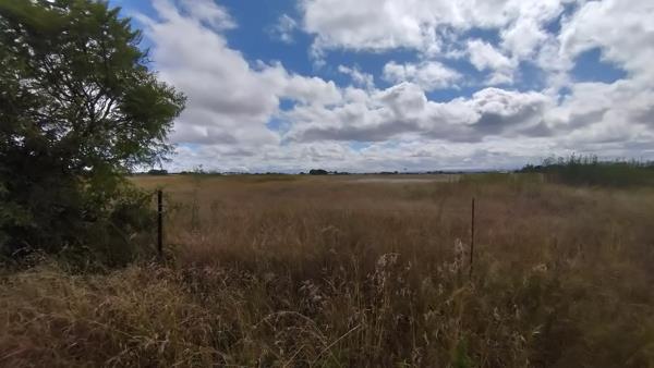 8.6 ha Land