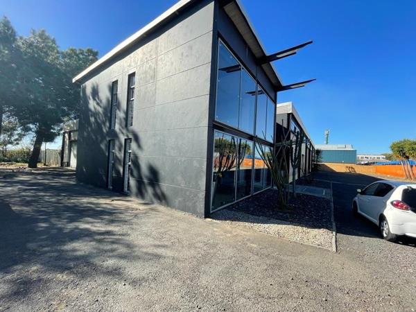 1 500  m² Industrial space