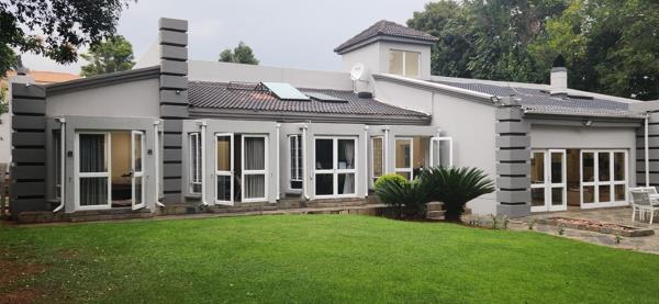 6 Bedroom House