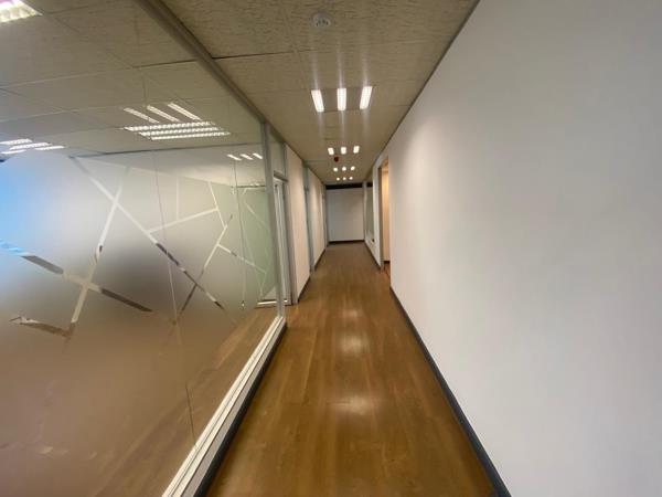 387  m² Office Space
