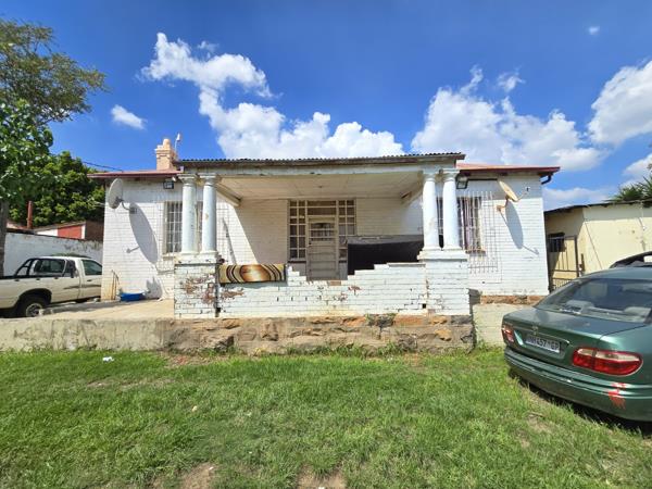 19 Bedroom House