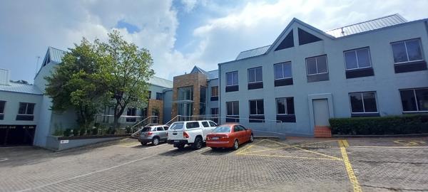588  m² Commercial space