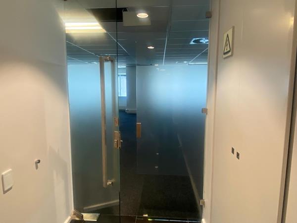 450  m² Office Space