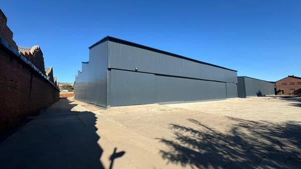 2 000 m² Industrial space