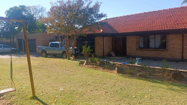 10 Bedroom House