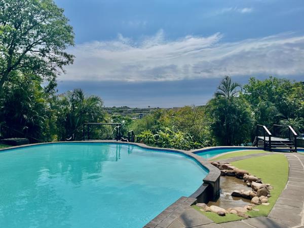 1 225 m² Land