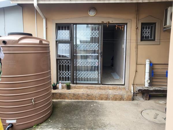 1 Bedroom Garden Cottage