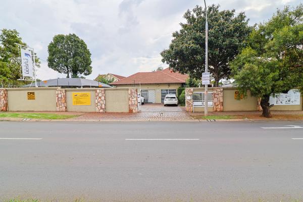 10 Bedroom House