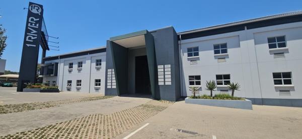 588  m² Commercial space