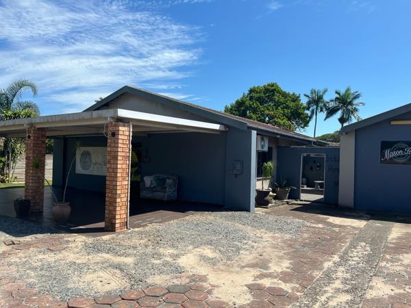 991  m² Commercial space