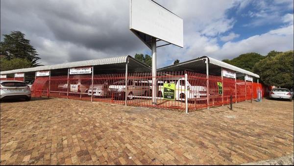 796  m² Industrial space