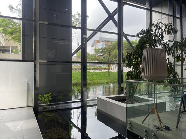 385.8  m² Commercial space